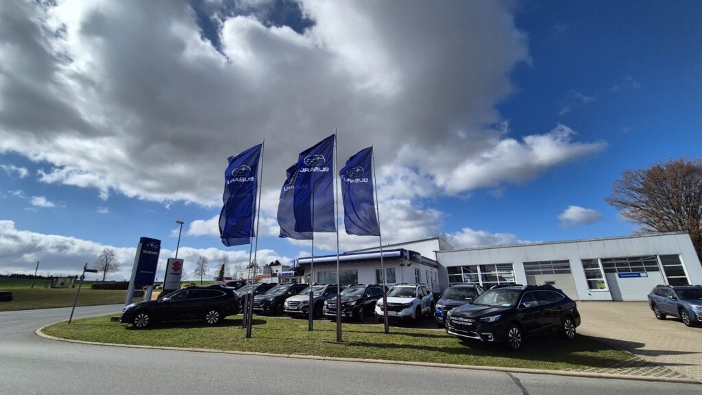 Außenansicht mit Werkstatt